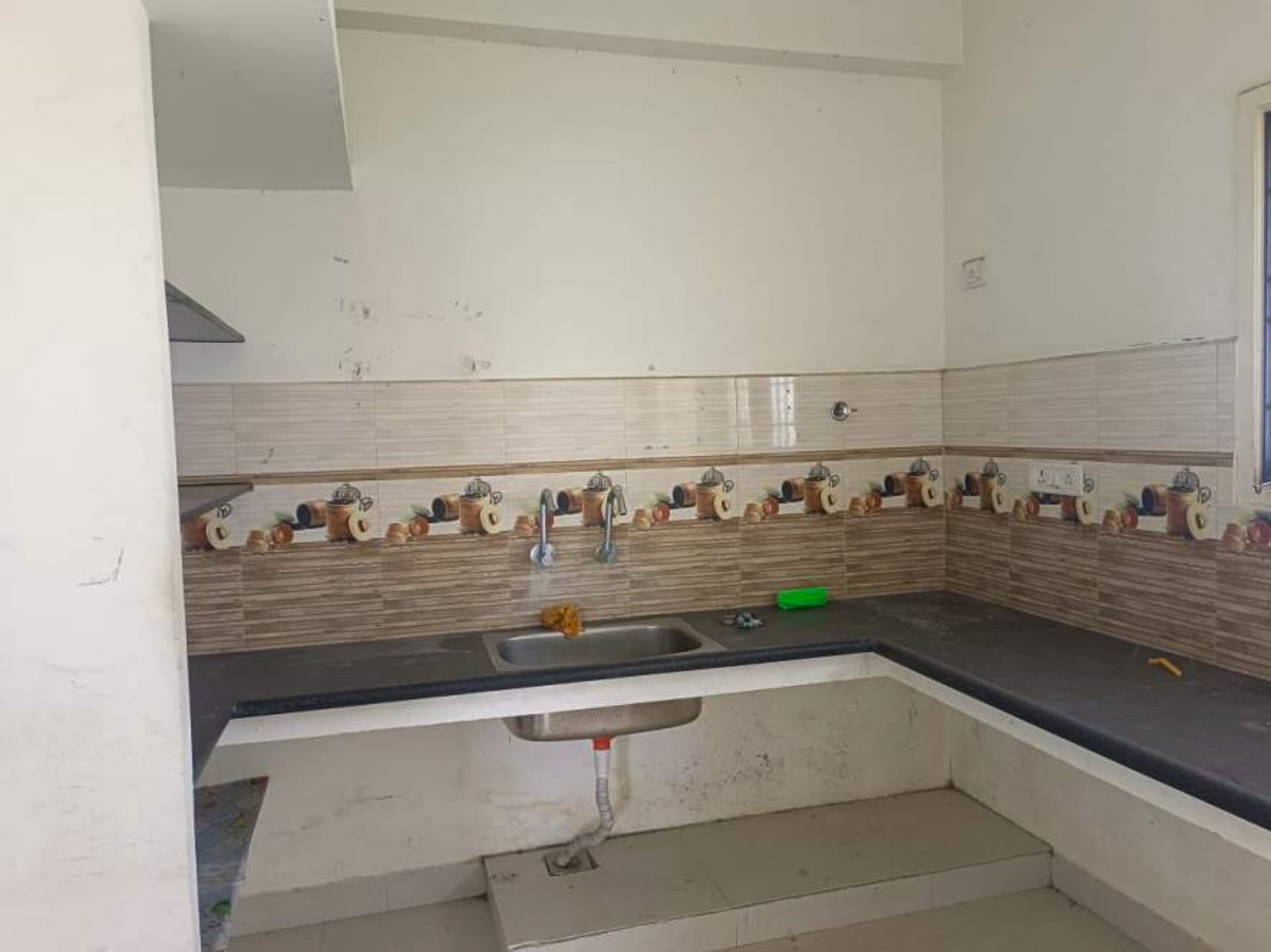 Property Photos 6