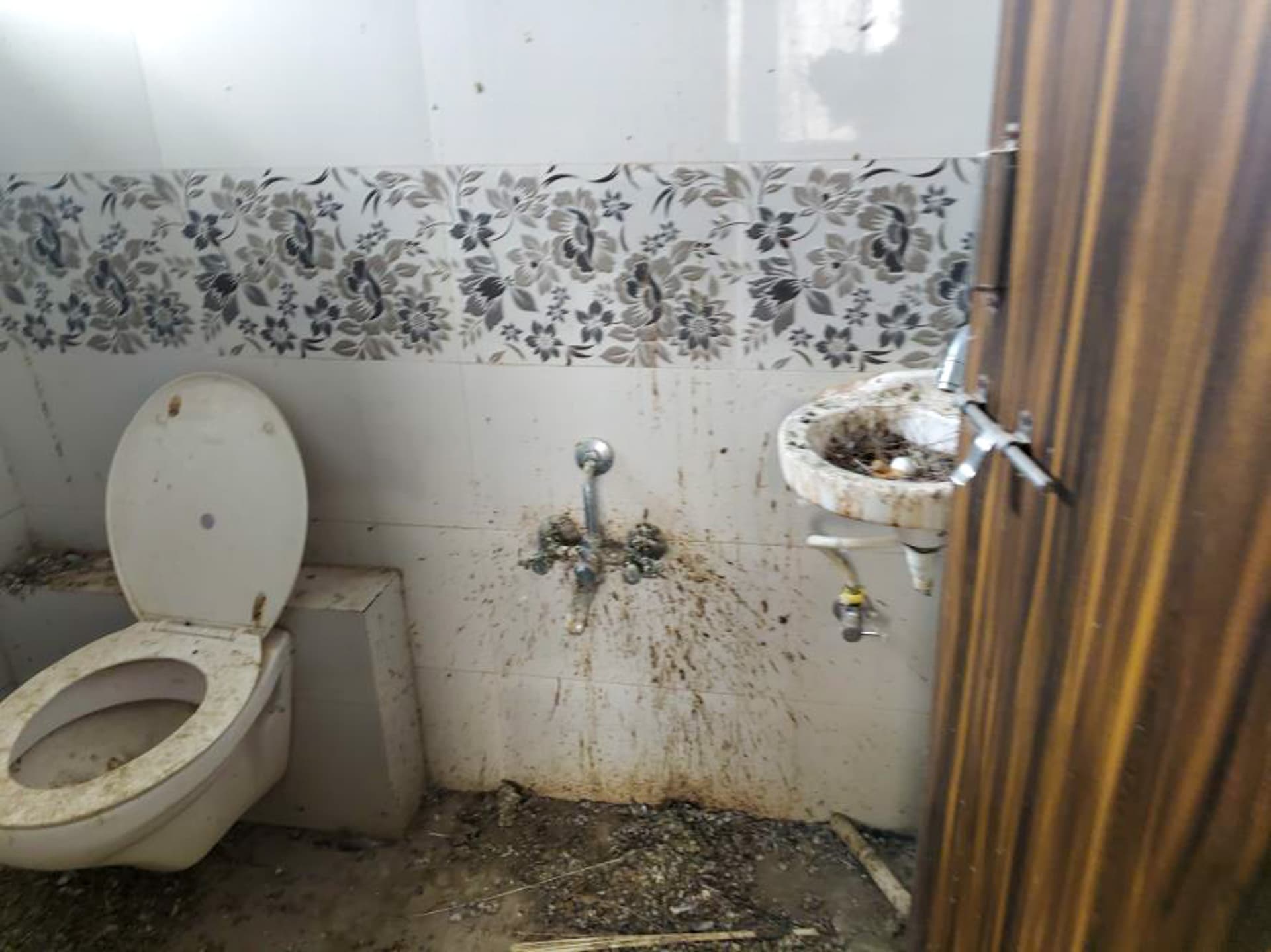 Property Photos 26