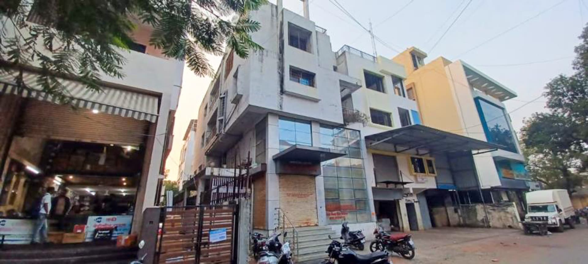 Property Photos 17
