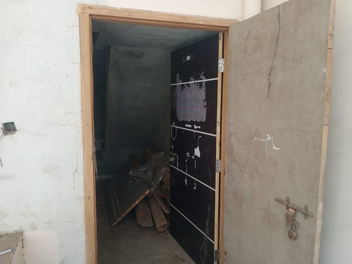 Property Photos 8