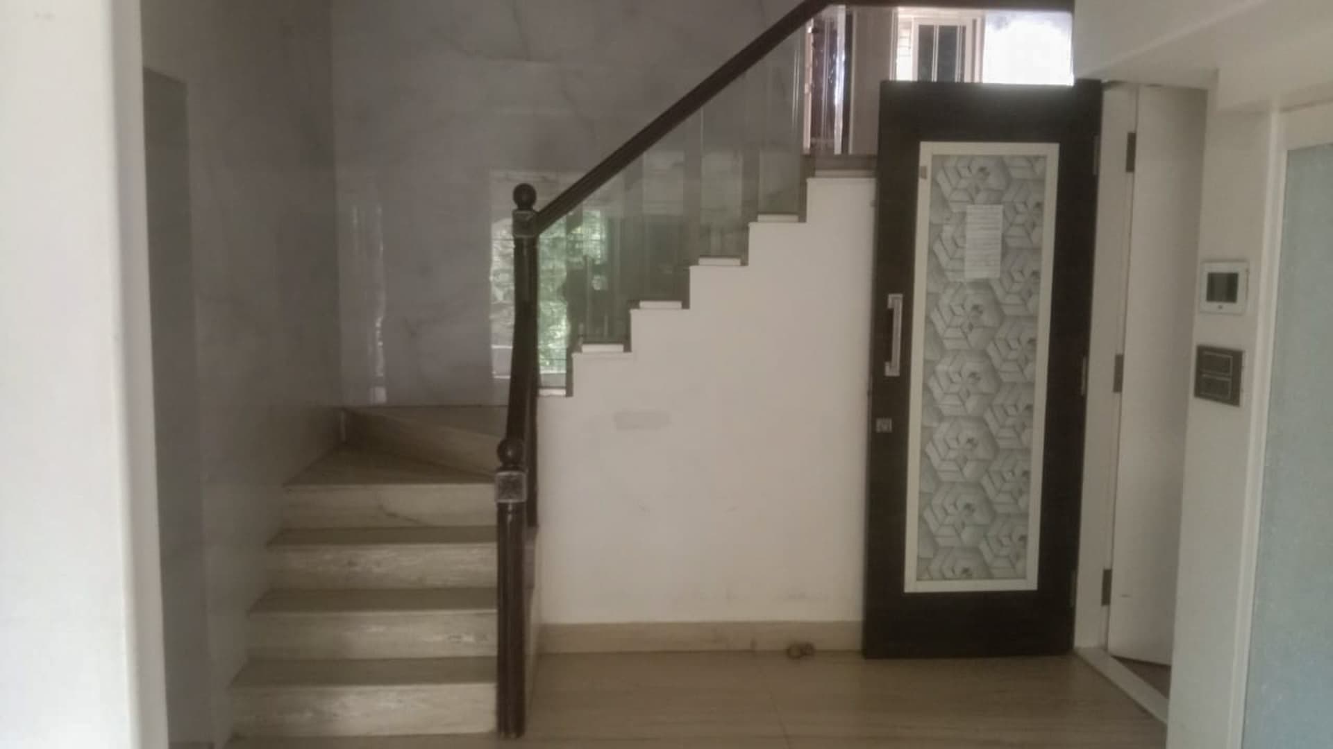 Property Photos 6