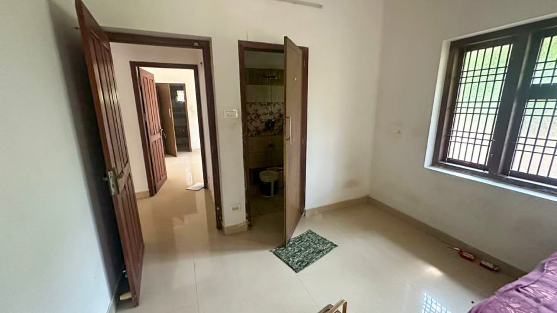Property Photos 26