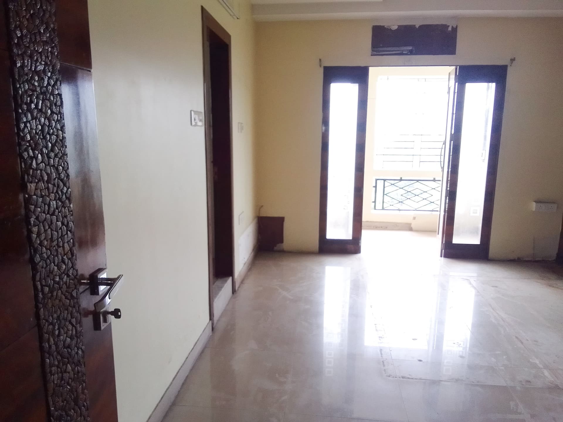 Property Photos 26