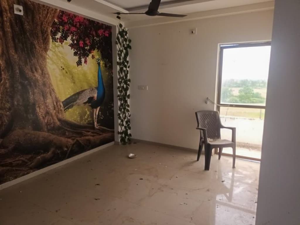 Property Photos 27