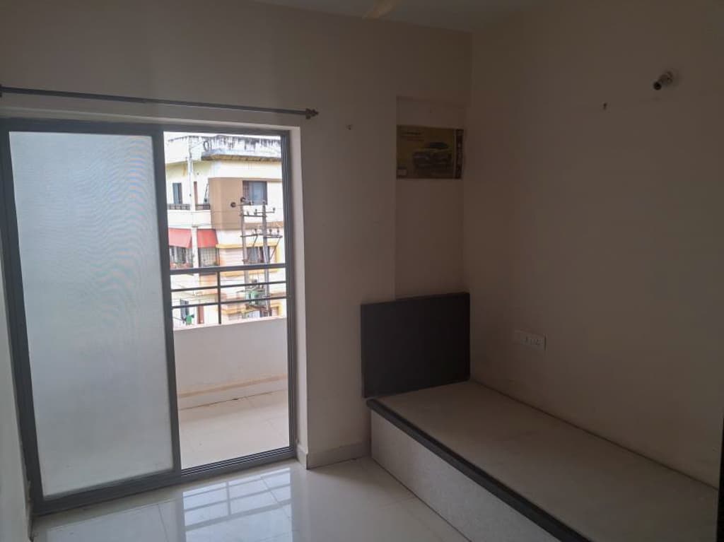 Property Photos 25