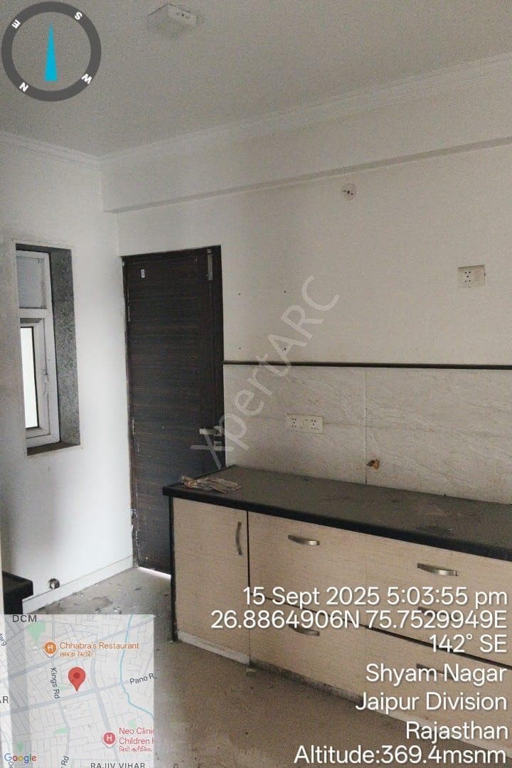 Property Photos 6