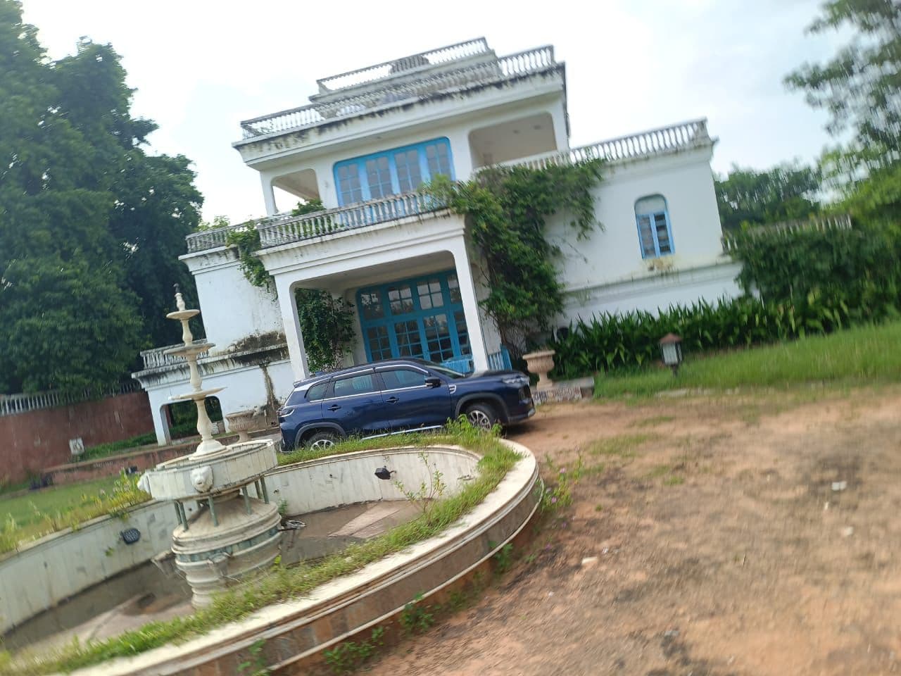 Property Photos 1