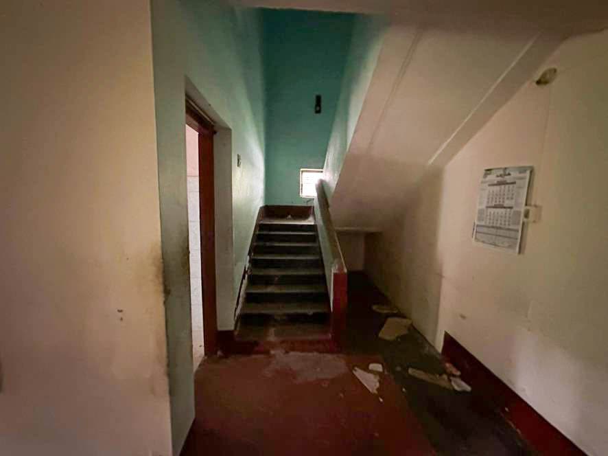 Property Photos 8
