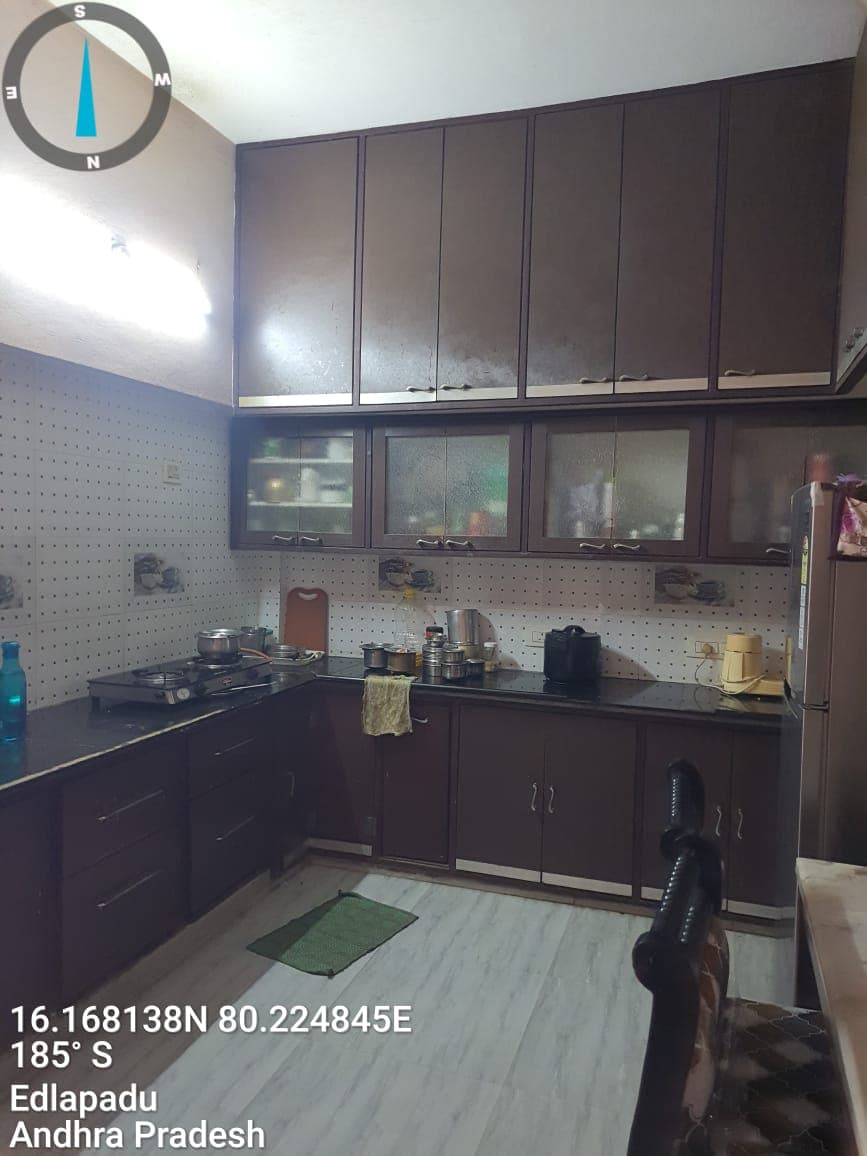 Property Photos 7