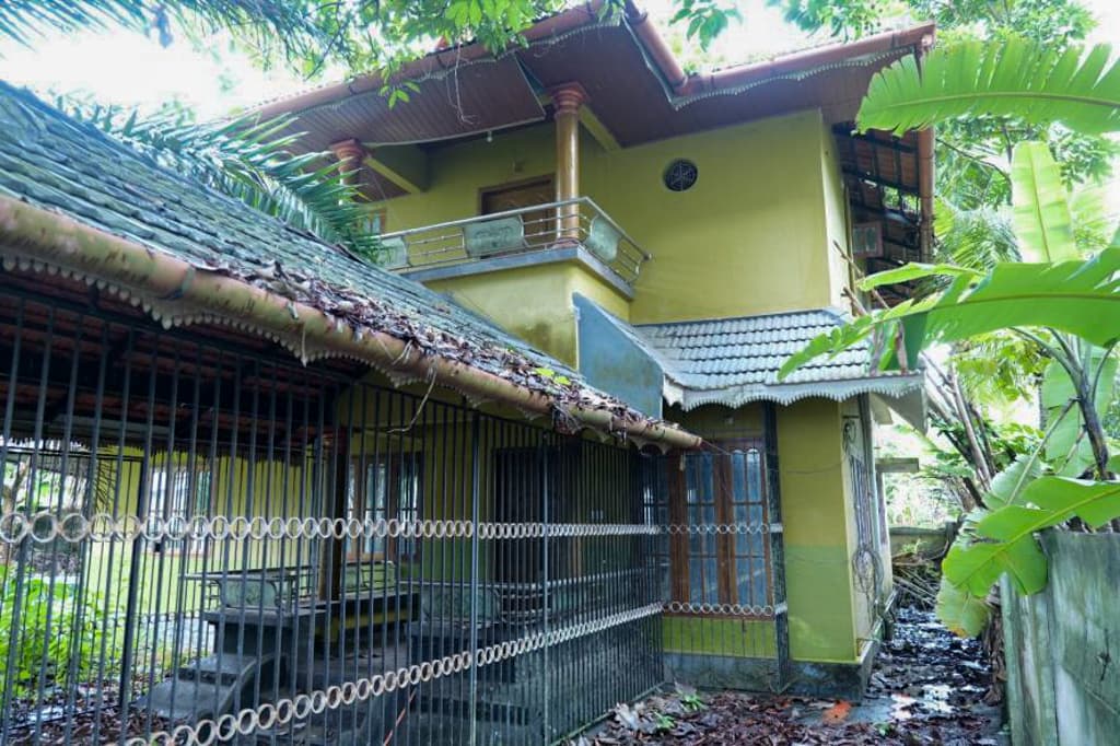Property Photos 6