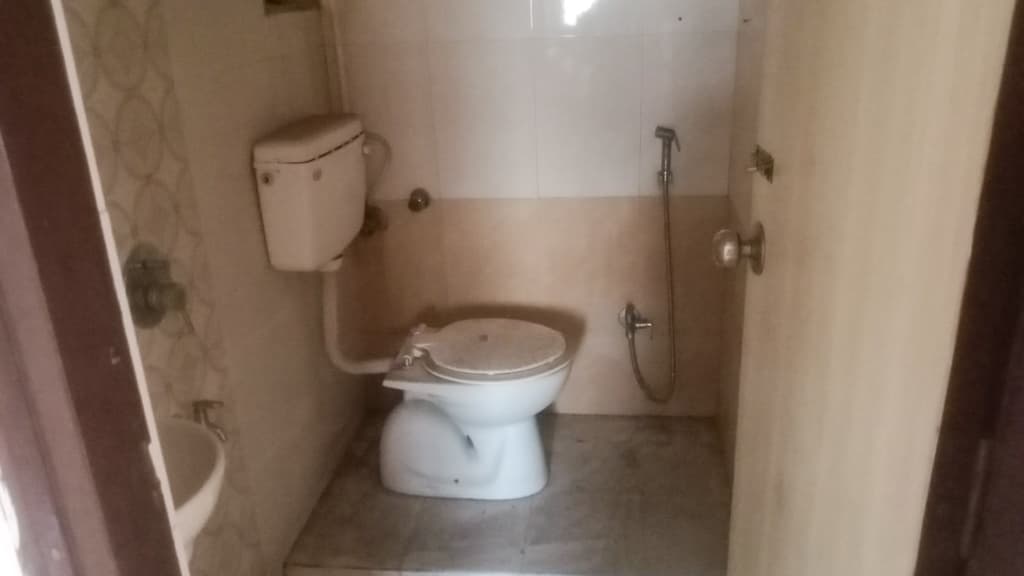 Property Photos 11