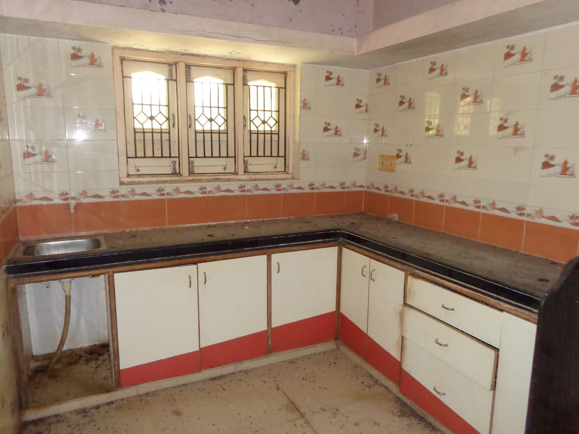 Property Photos 18