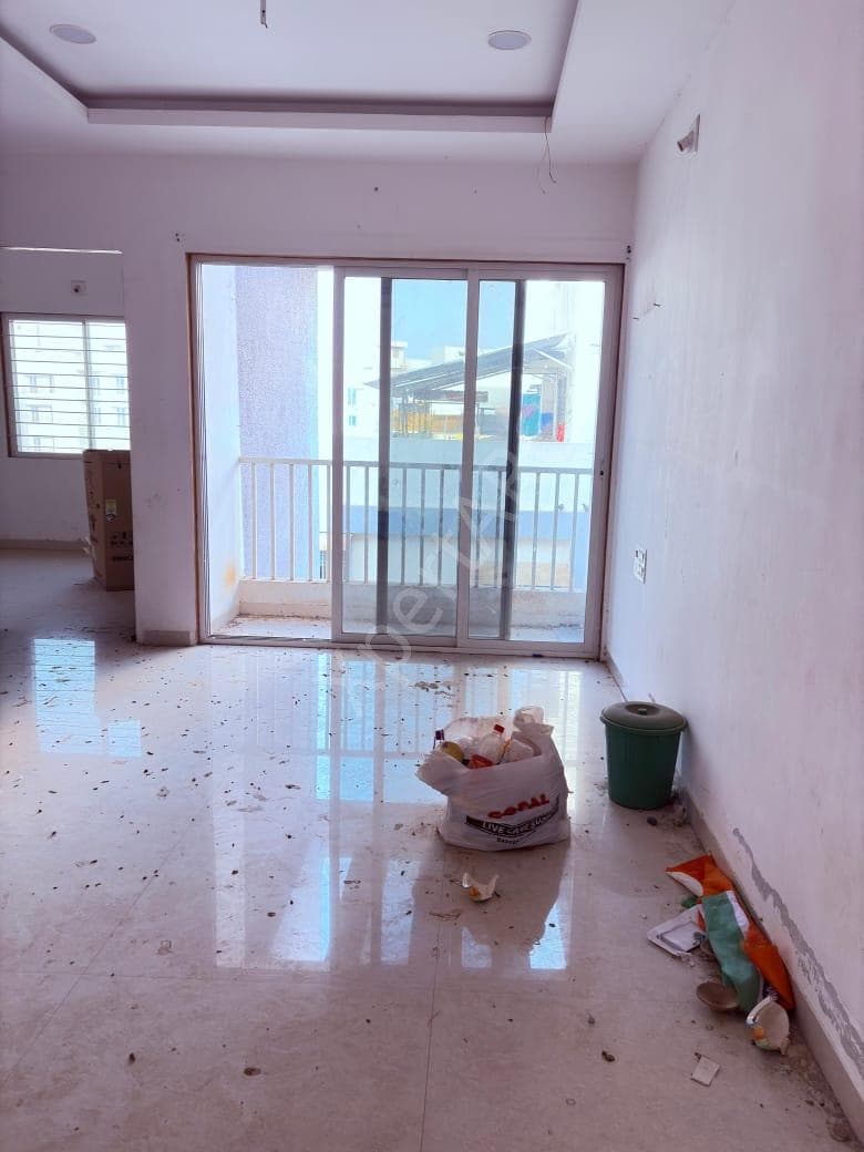 Property Photos 18