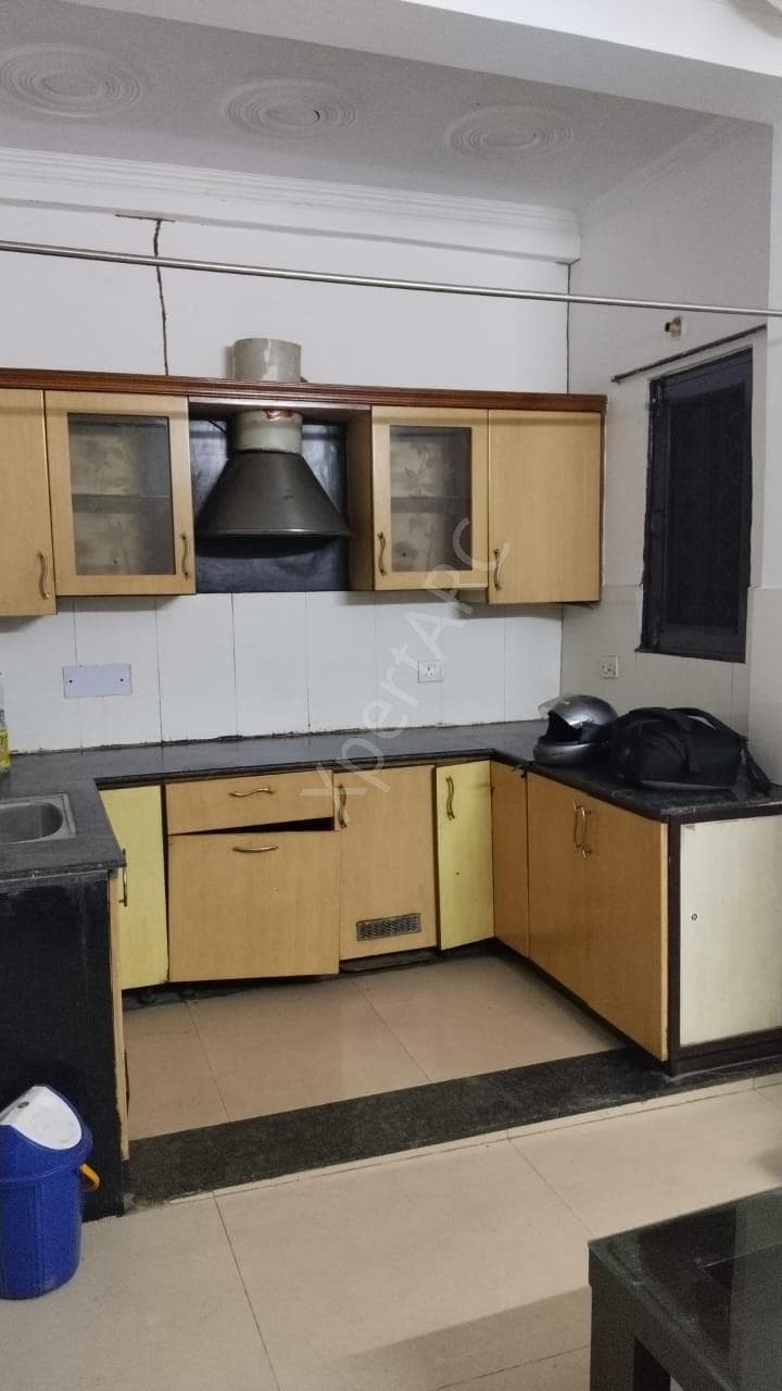 Property Photos 7
