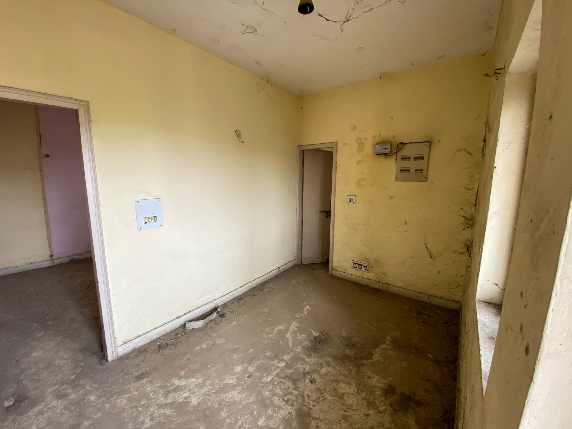 Property Photos 34