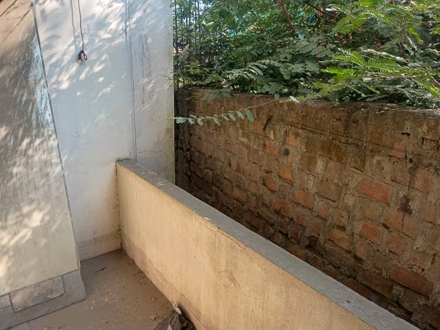 Property Photos 8
