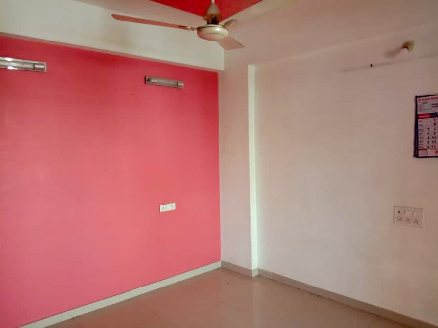 Property Photos 11