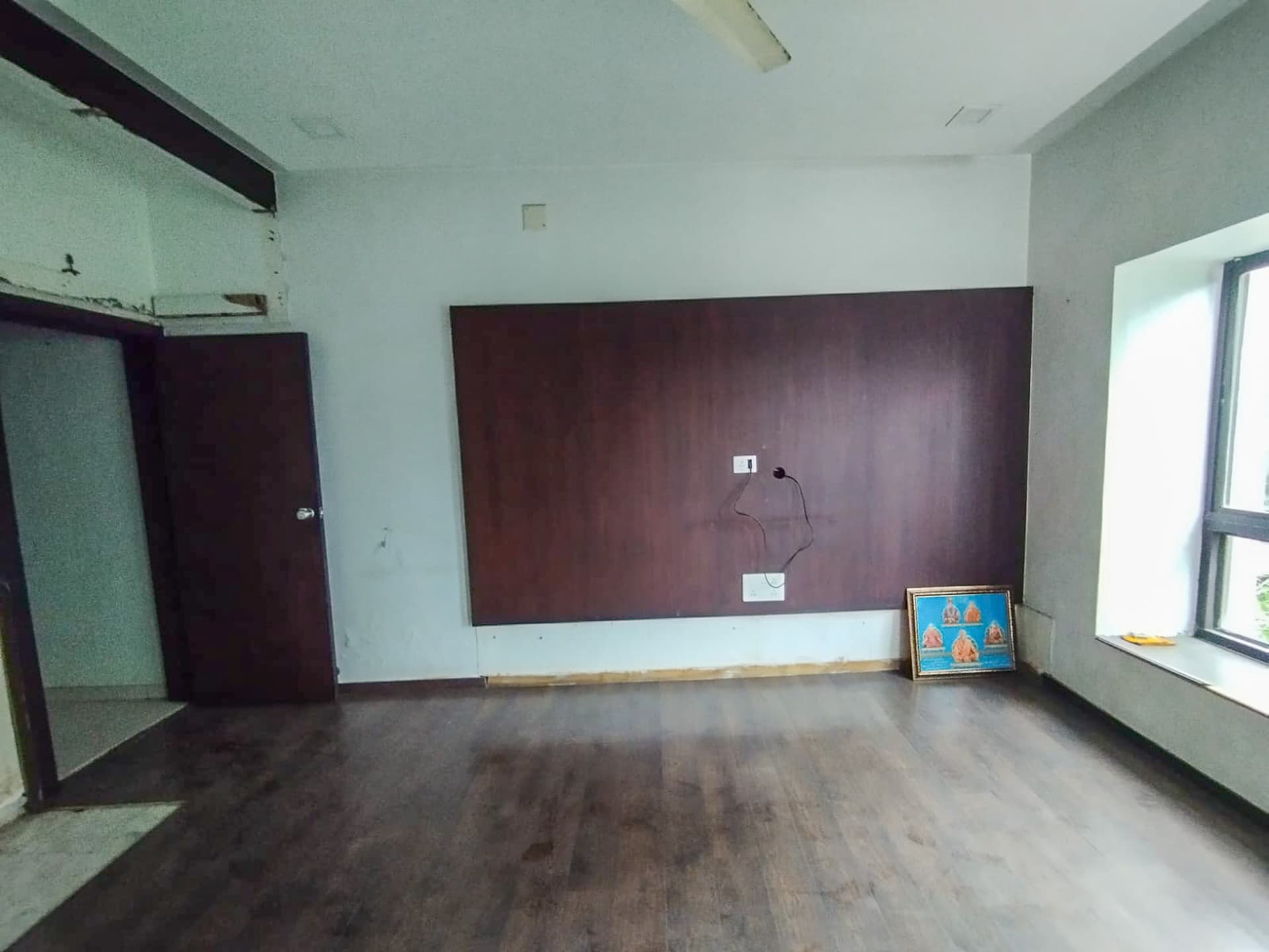 Property Photos 6