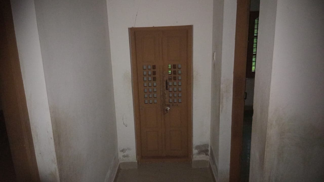 Property Photos 8