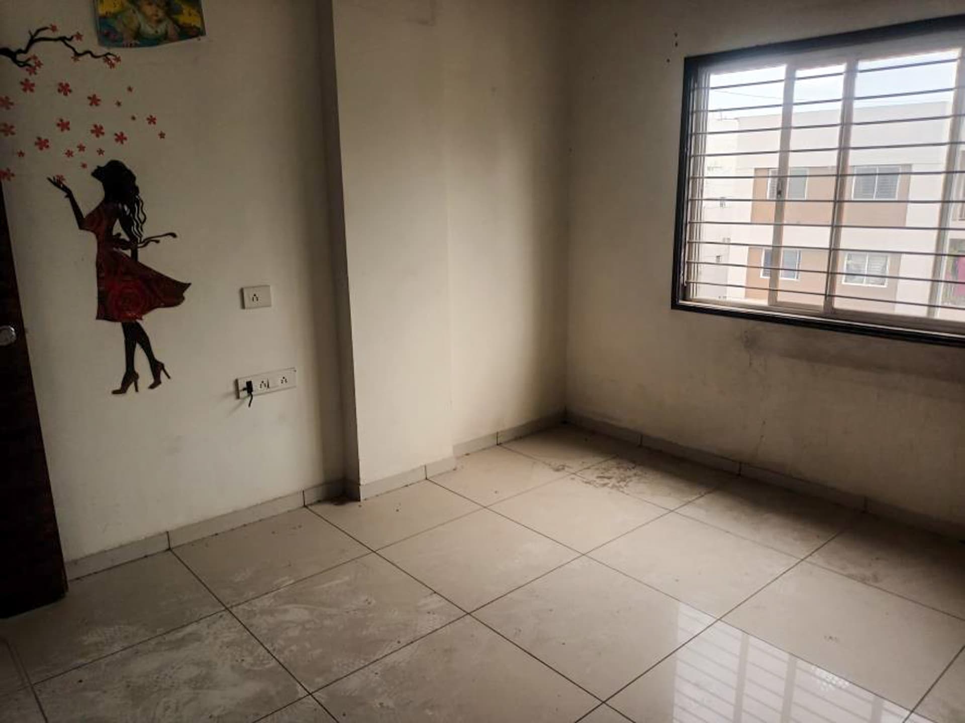 Property Photos 6