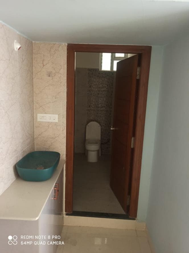 Property Photos 5