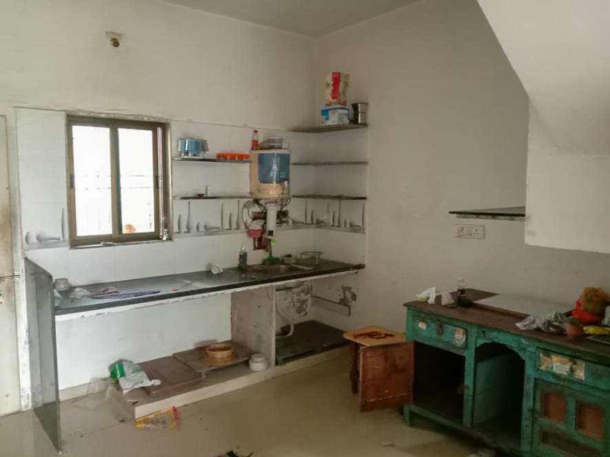 Property Photos 6