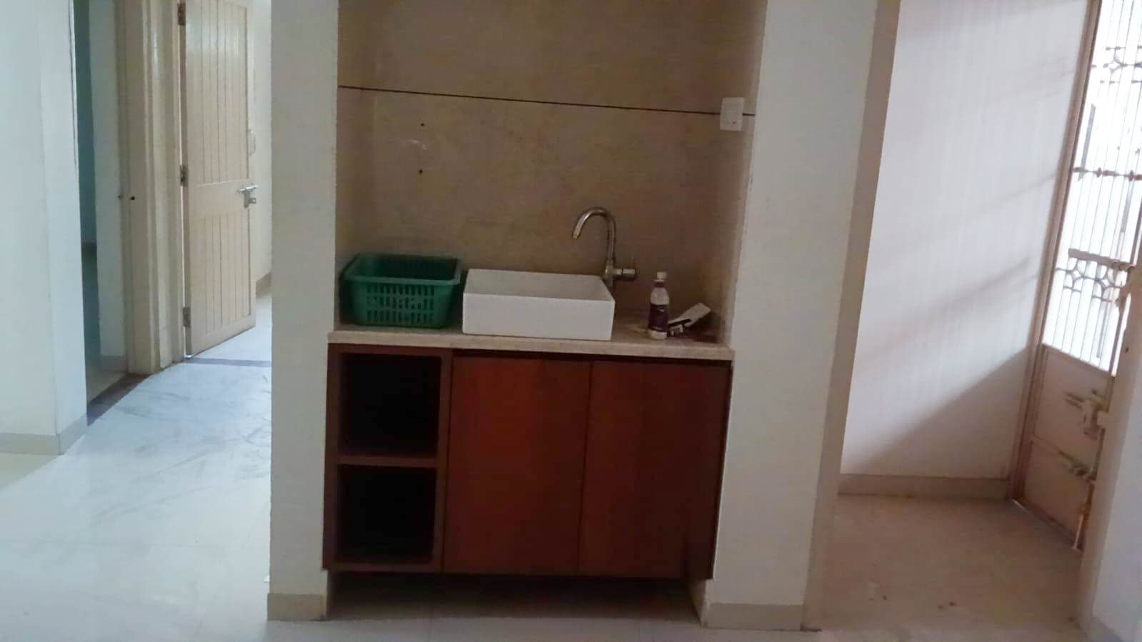 Property Photos 26
