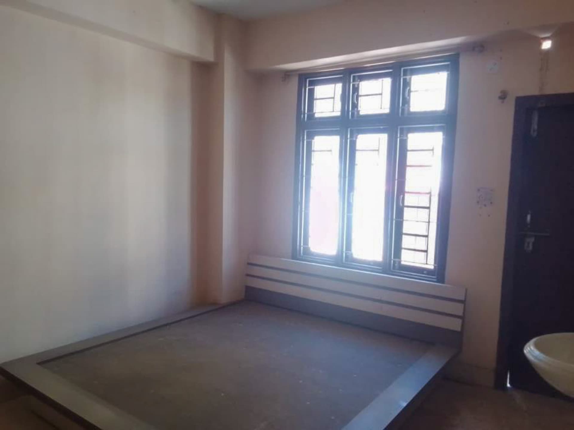 Property Photos 8