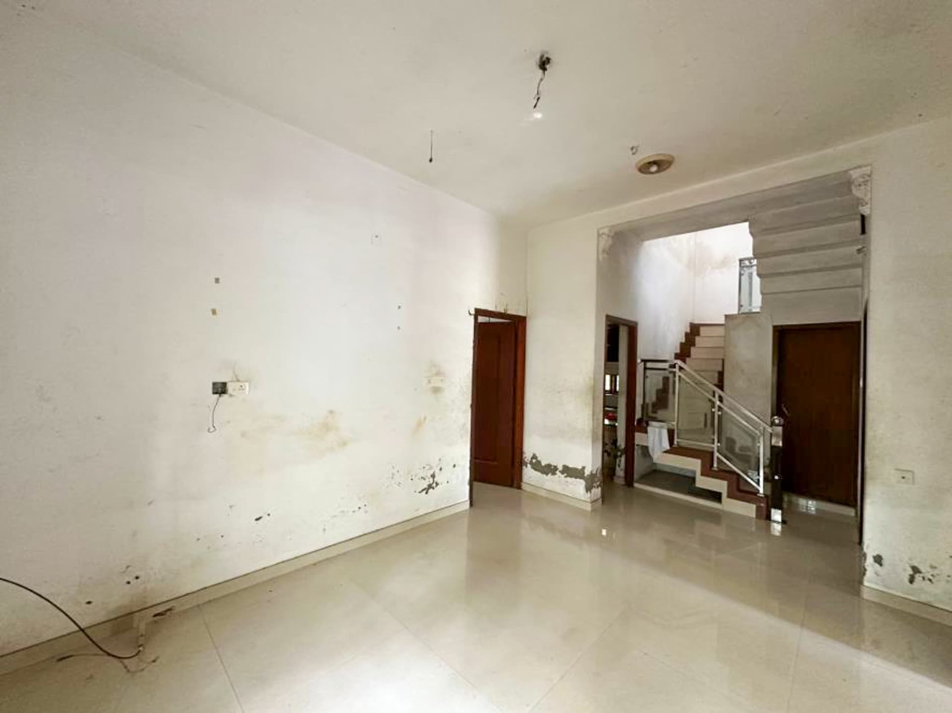 Property Photos 8