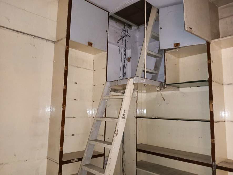 Property Photos 8