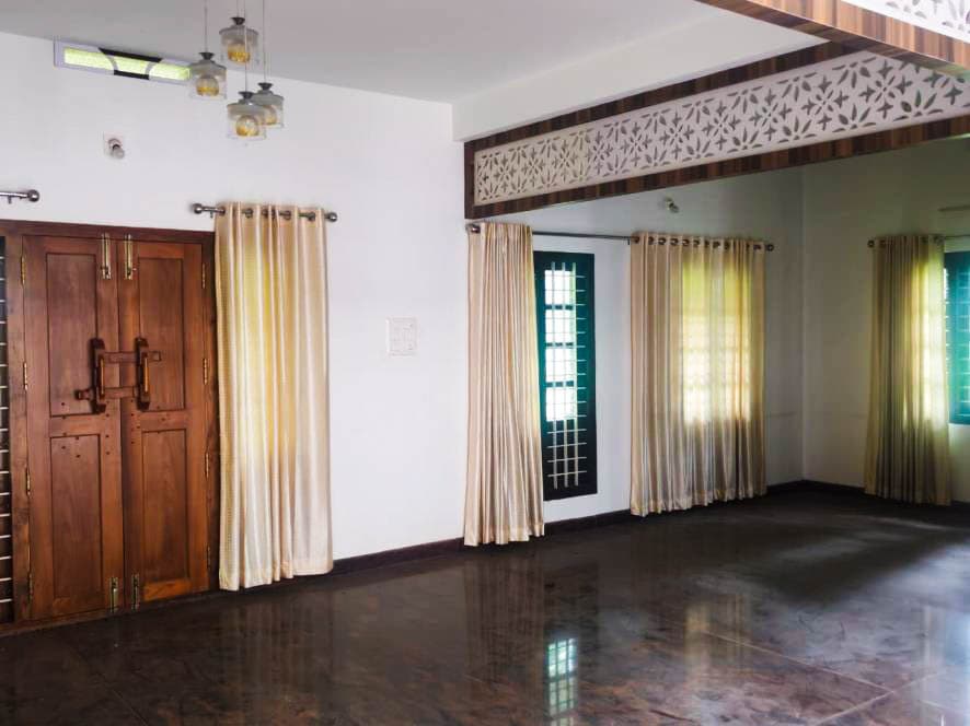 Property Photos 25