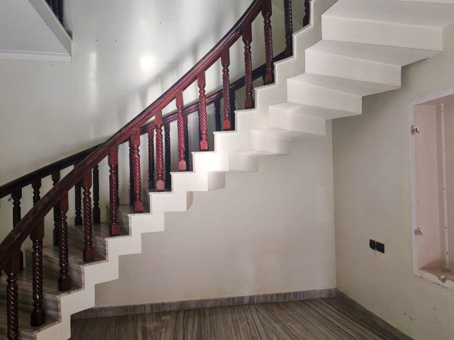 Property Photos 14
