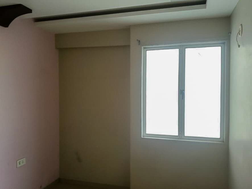 Property Photos 23