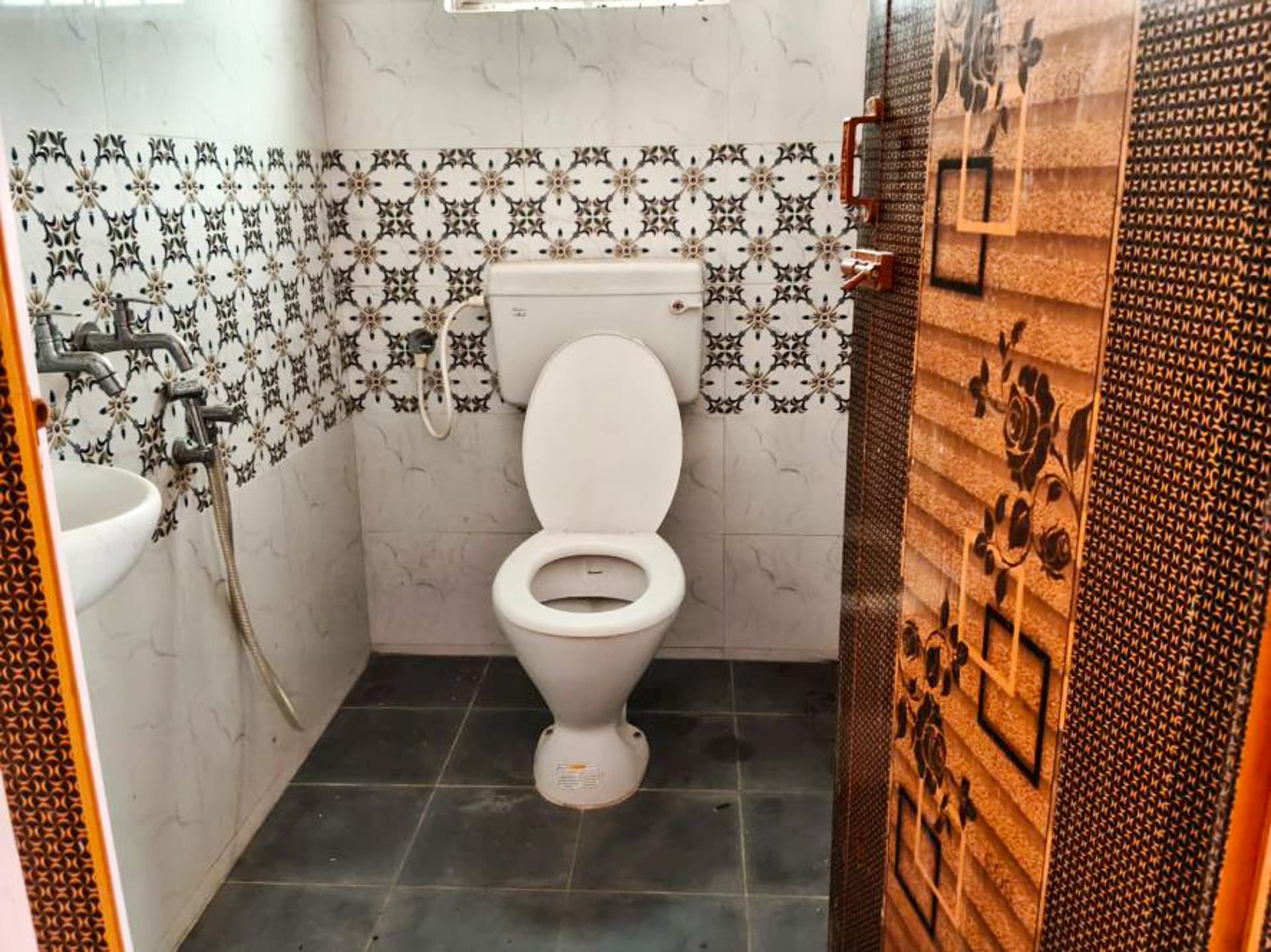 Property Photos 9