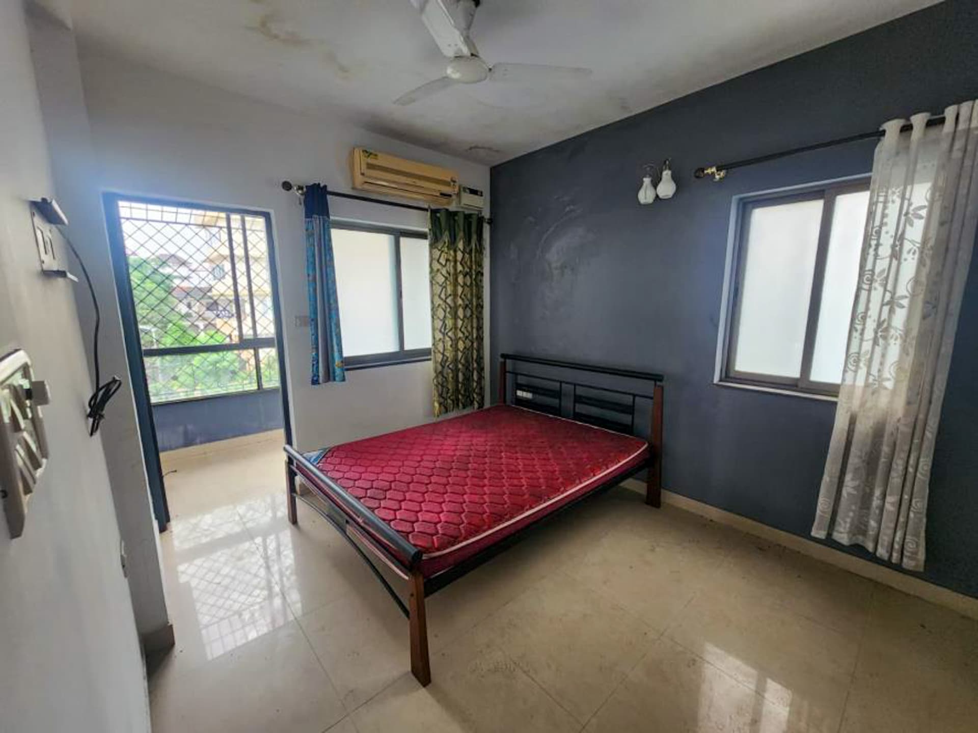 Property Photos 5