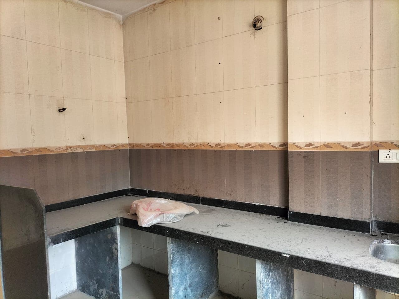 Property Photos 8