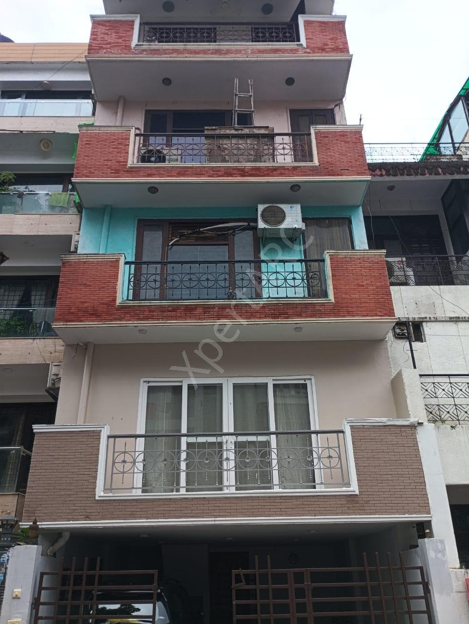 Property Photos 28