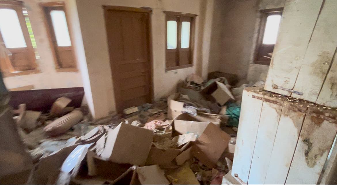 Property Photos 8