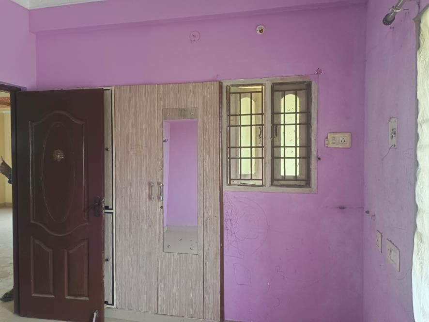Property Photos 6