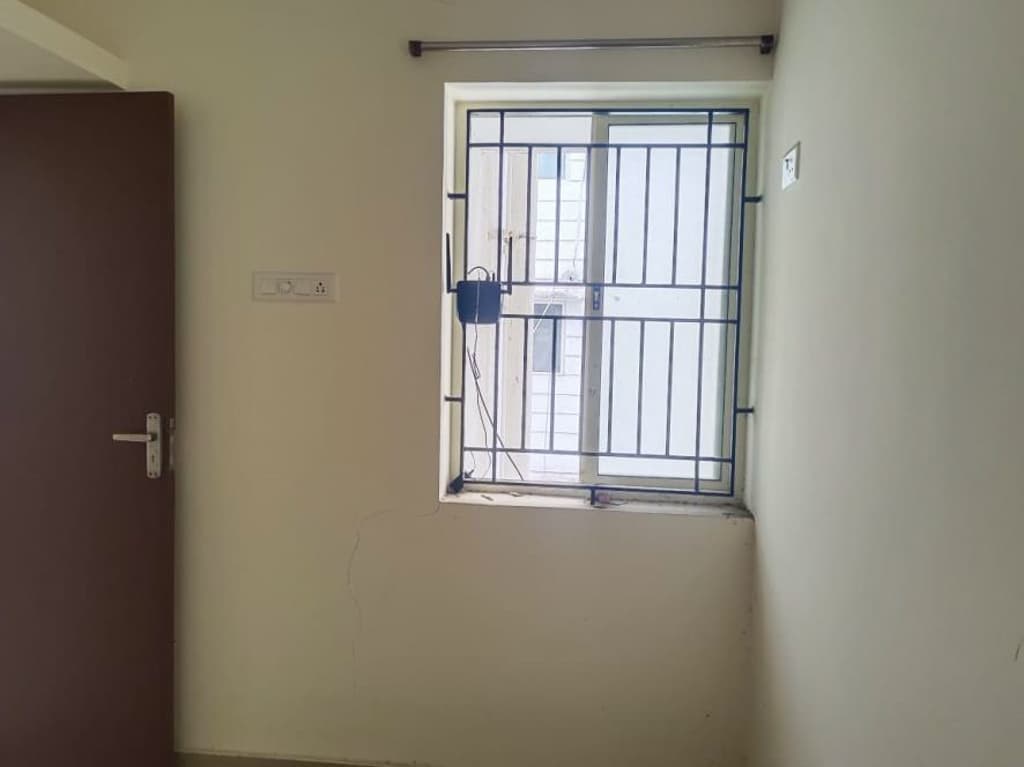 Property Photos 7
