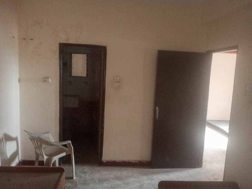 Property Photos 9