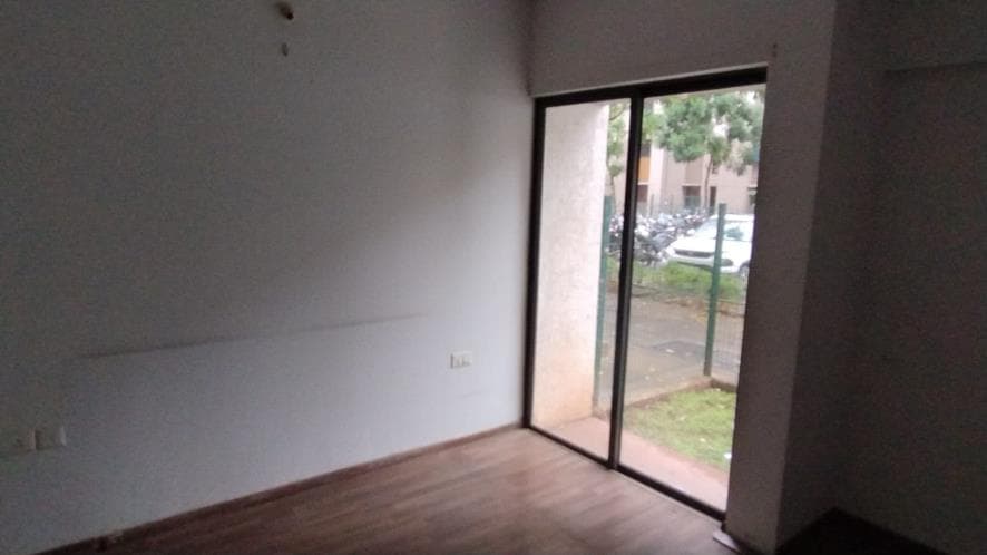 Property Photos 10