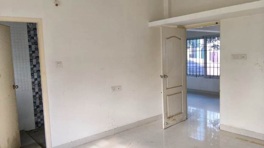 Property Photos 14