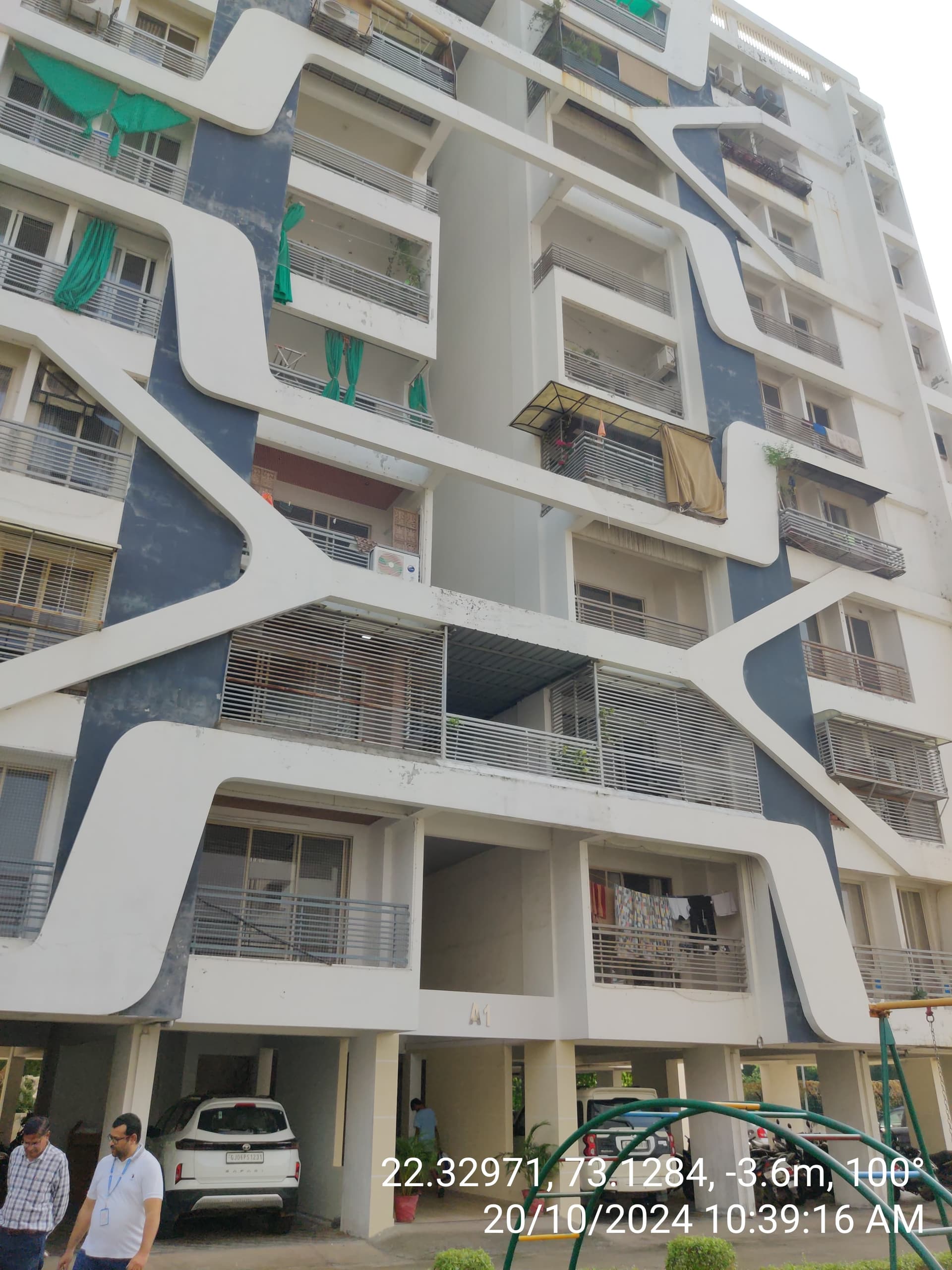 Property Photos 1