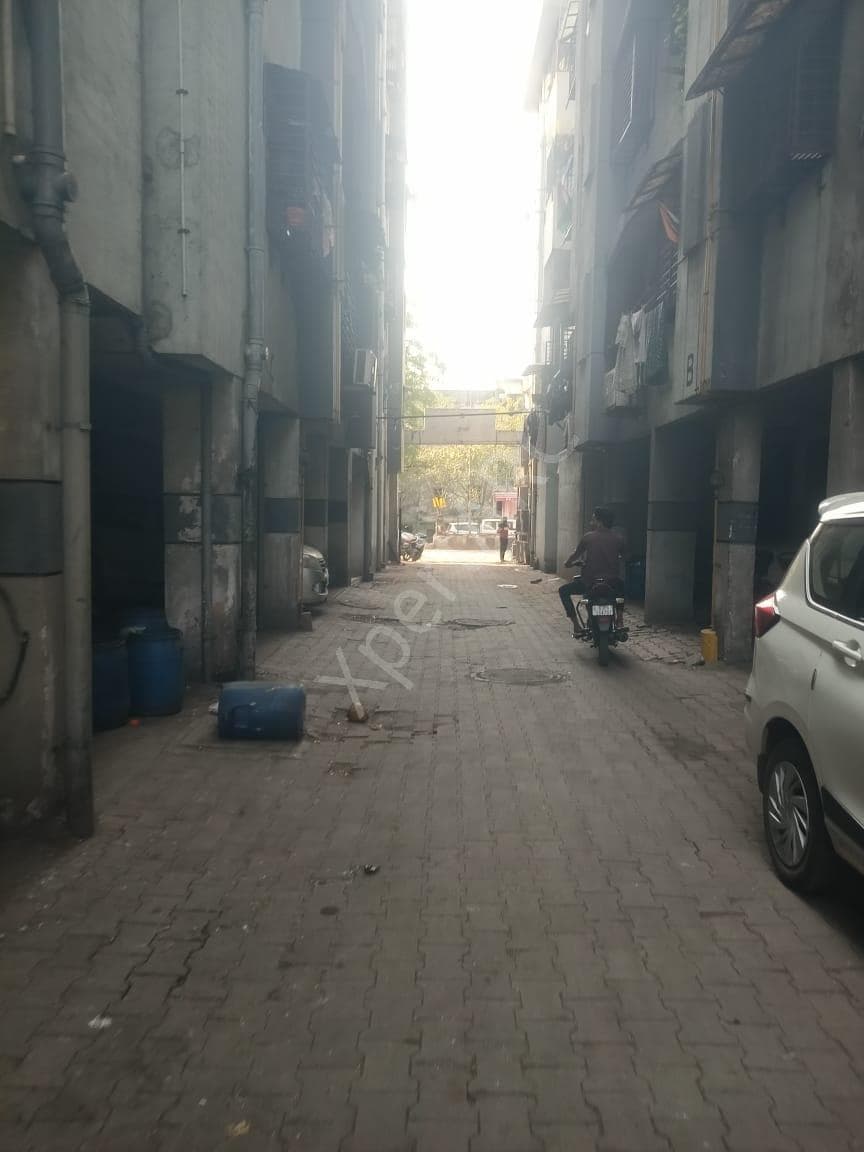 Property Photos 18