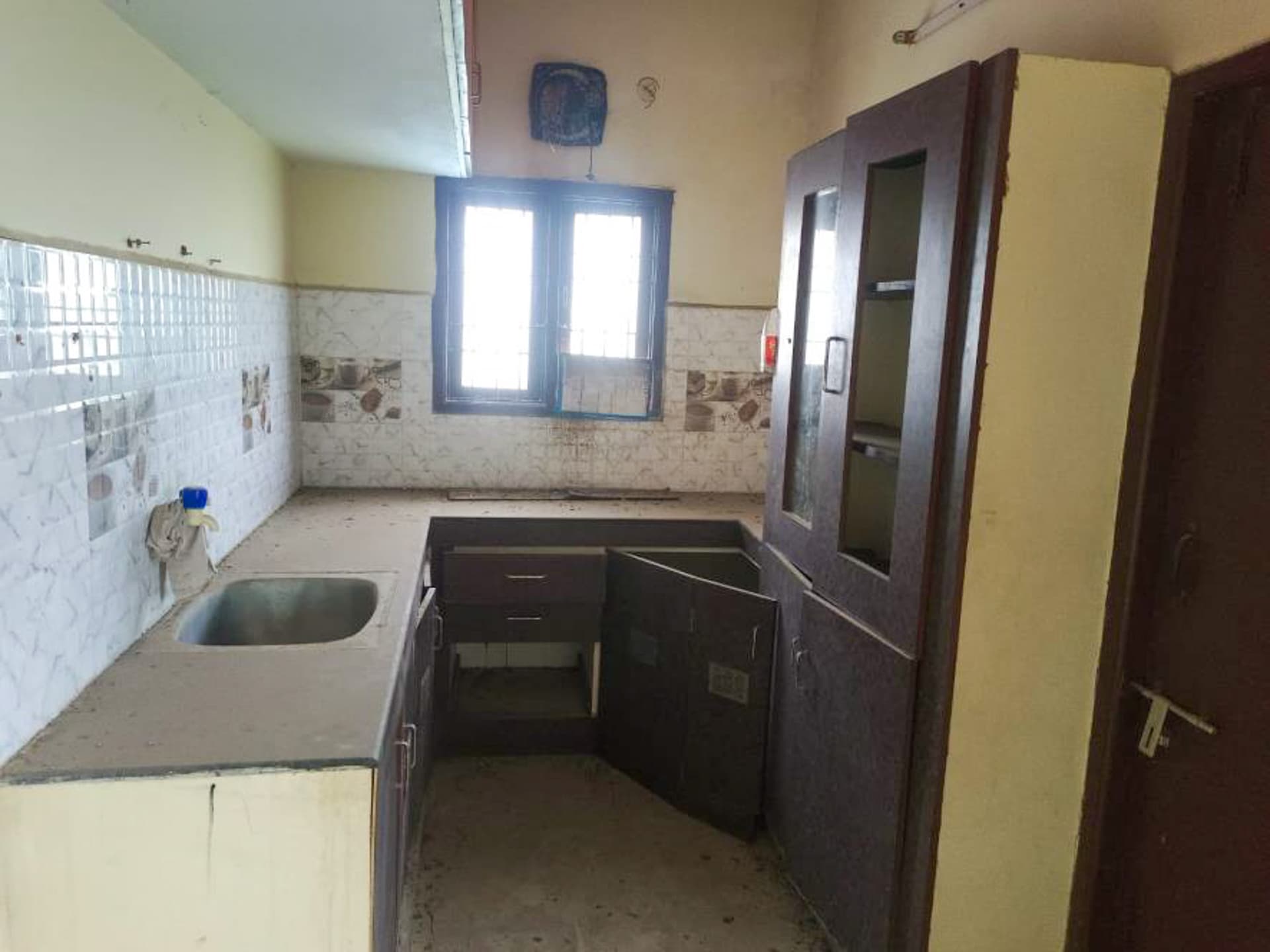 Property Photos 5