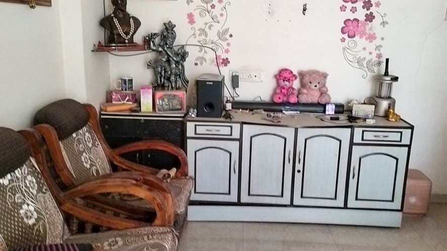 Property Photos 8