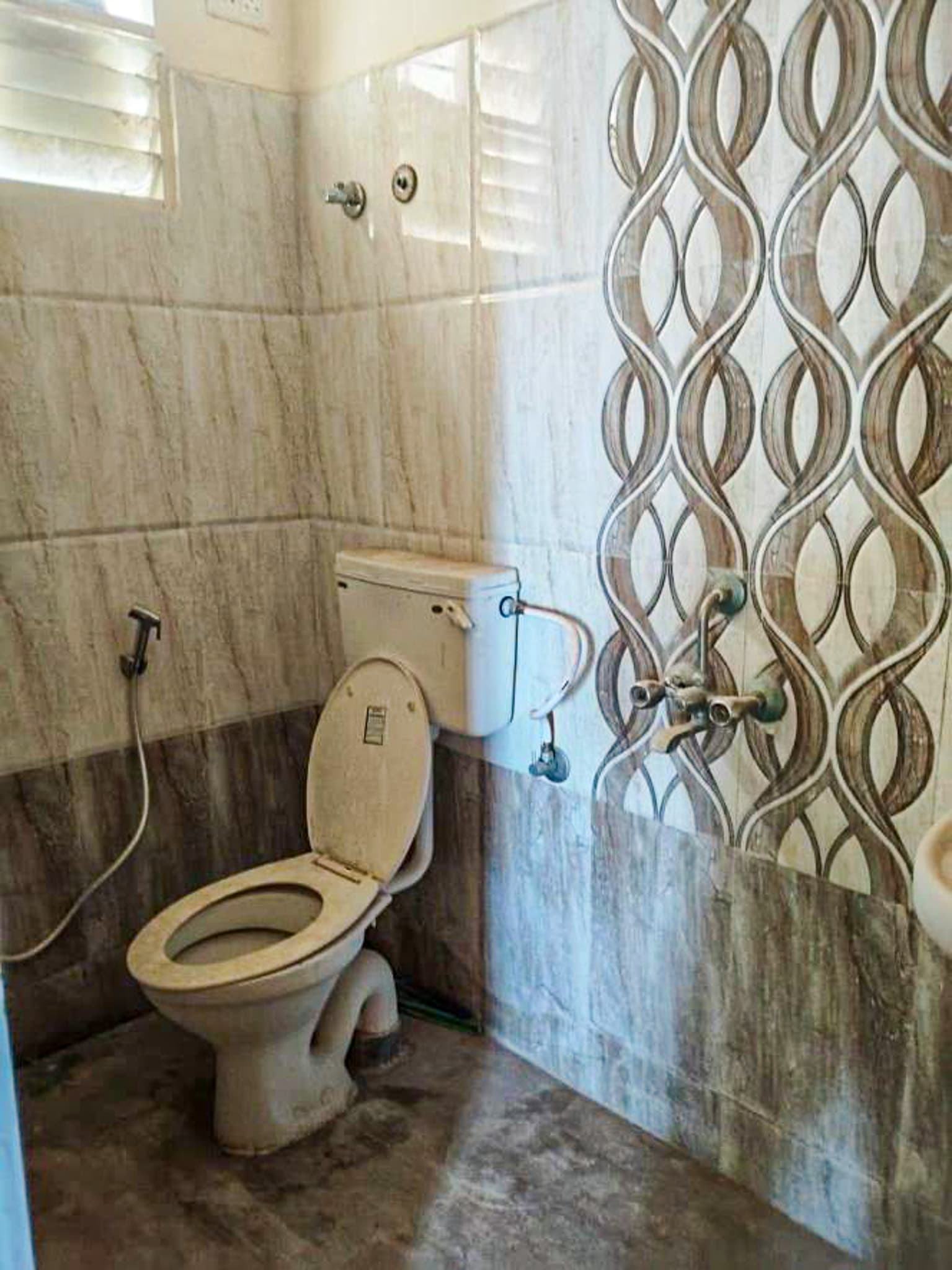 Property Photos 6