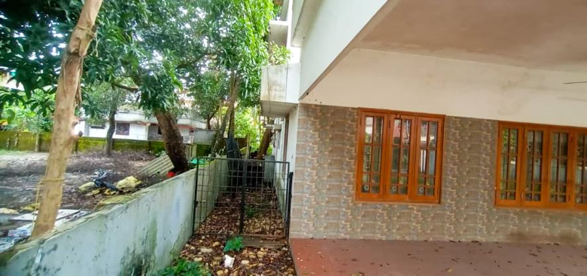 Property Photos 23