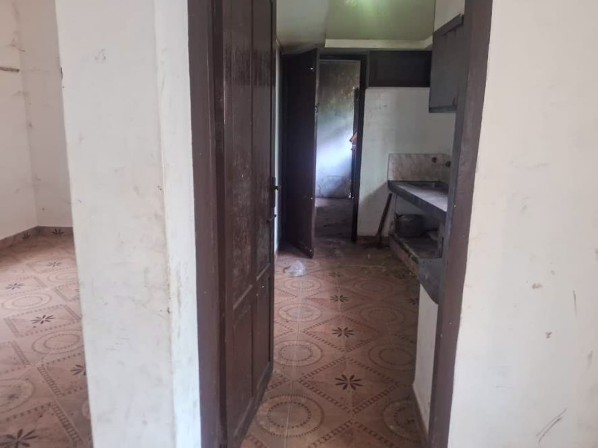 Property Photos 8